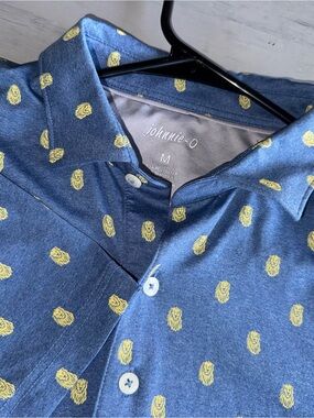 Johnnie-O Exeter Men’s M Lake Blue Lion Print Performance Golf Polo